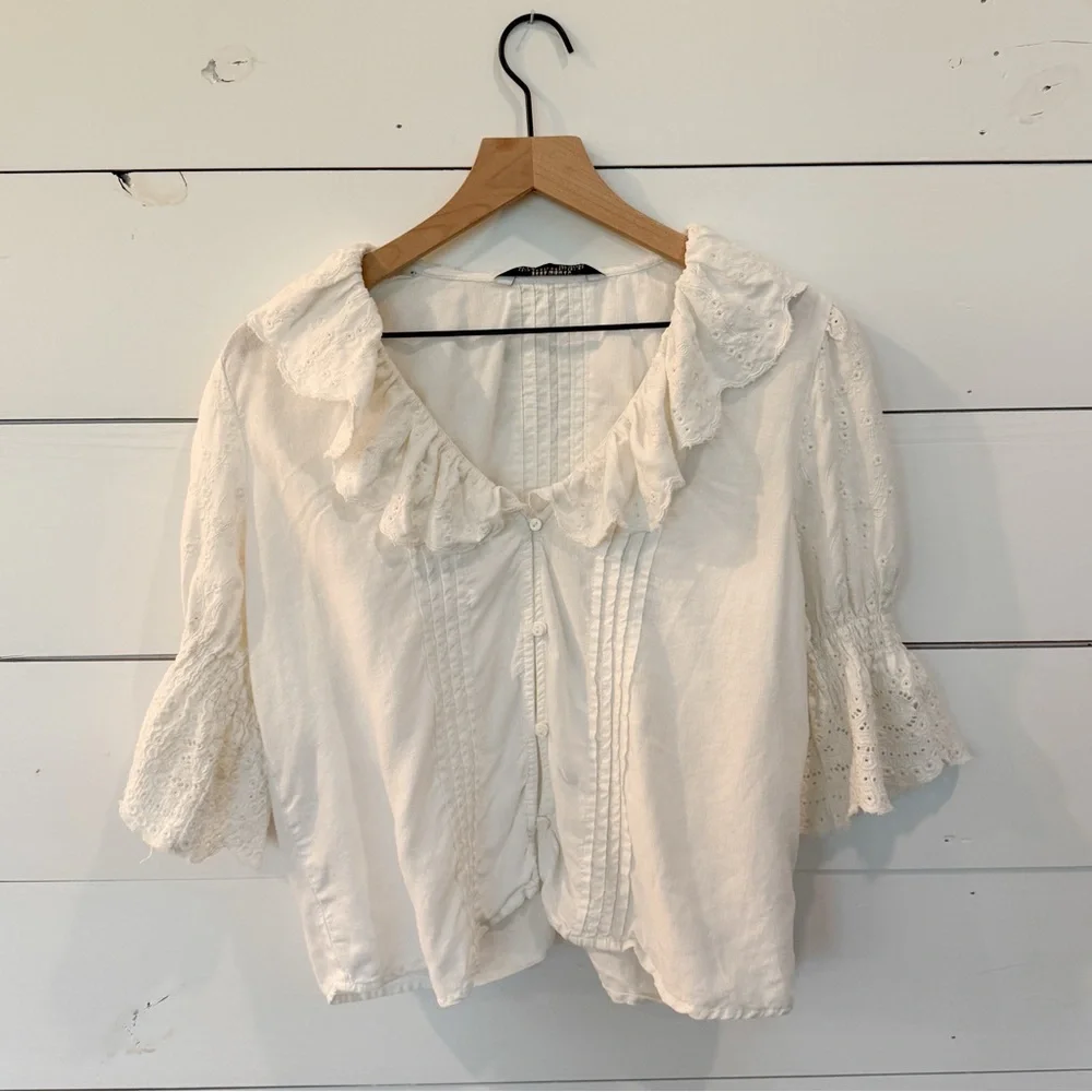 Zara White Ruffled Blouse - Picture 1 of 4